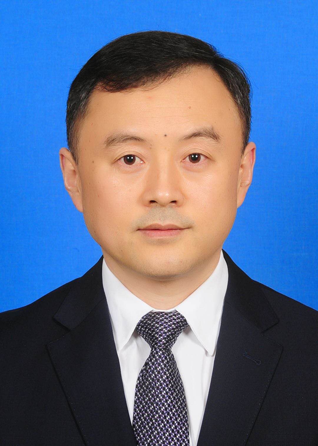 朱局长照片.jpg
